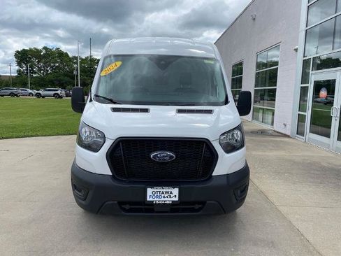 Certified 2024 Ford Transit 250 148 Medium Roof Extended AWD image 3