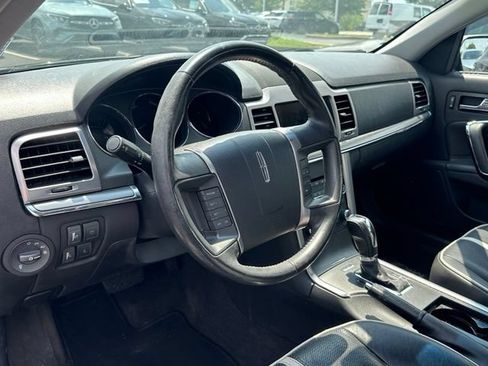 Used 2010 Lincoln MKZ FWD image 18