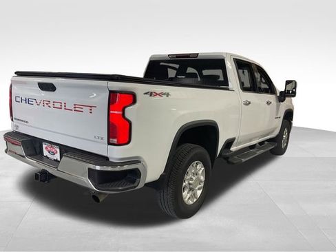 Used 2024 Chevrolet Silverado 2500 LTZ image 7