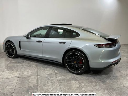 Used 2022 Porsche Panamera 4S w/ Premium Package image 5