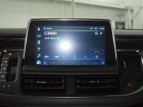 Used 2023 Chevrolet Tahoe LT w/ Luxury Package AWD/4WD image 32