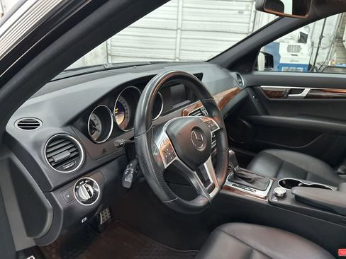 Used 2012 Mercedes-Benz C 250 Sedan image 9