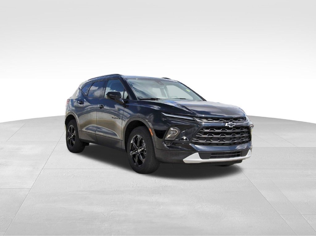 Used 2024 Chevrolet Blazer LT w/ Convenience Package FWD image 1