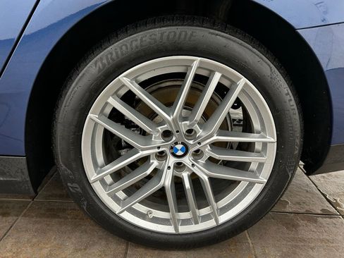 Used 2025 BMW 530i xDrive w/ Premium Package AWD/4WD image 37