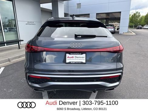 Used 2025 Audi Q5 Premium w/ Convenience Package AWD/4WD image 12