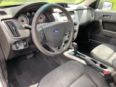 Used 2008 Ford Focus SE FWD image 11