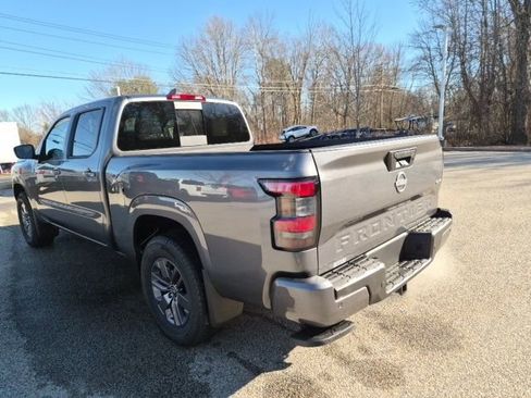 New 2026 Nissan Frontier SV w/ Tow Package image 8