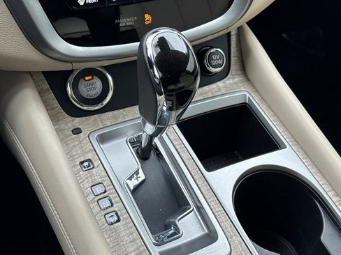 Used 2024 Nissan Murano SL image 20