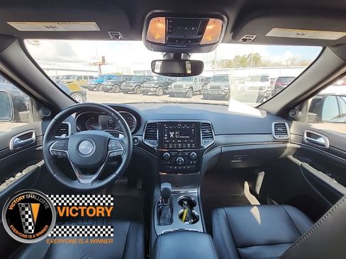 Used 2021 Jeep Grand Cherokee Limited X image 3