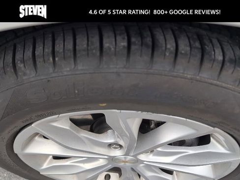 Used 2024 Chevrolet Malibu LT image 10