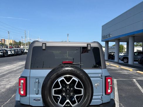 Used 2024 Ford Bronco Outer Banks AWD/4WD image 4