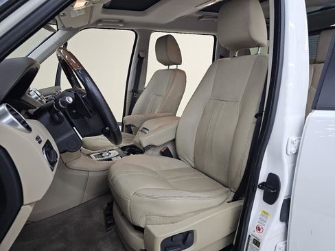 Used 2016 Land Rover LR4 HSE image 18