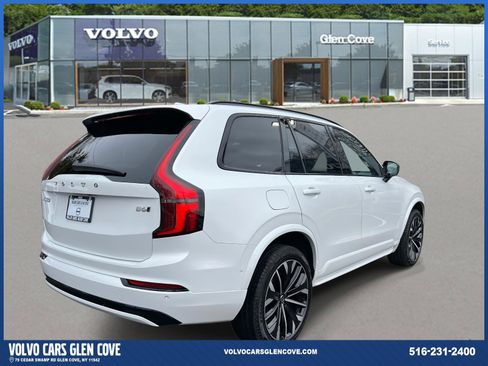 Used 2026 Volvo XC90 B6 Ultra w/ Protection Package image 5