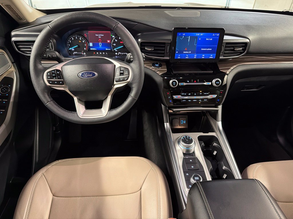 Used 2024 Ford Explorer Limited AWD/4WD image 8
