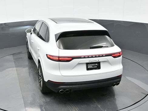 Certified 2021 Porsche Cayenne S image 28