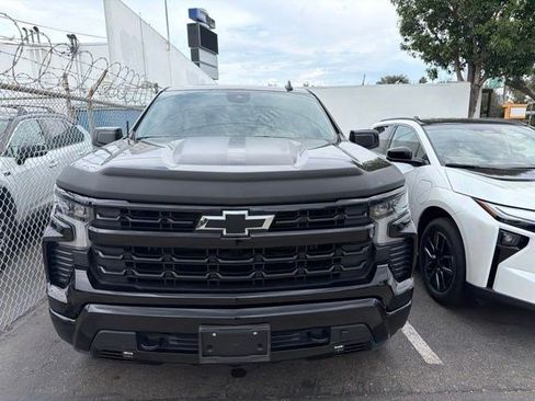 Used 2023 Chevrolet Silverado 1500 RST w/ Rally Edition AWD/4WD image 2