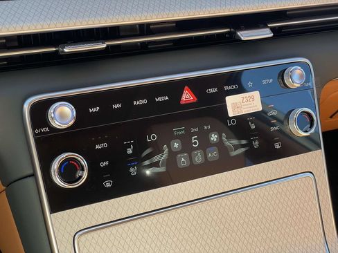 New 2026 Genesis GV80 3.5T Advanced AWD/4WD image 17