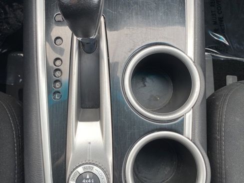 Used 2016 Nissan Pathfinder SV image 16