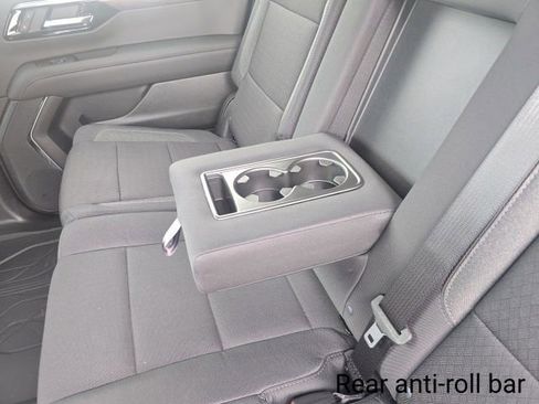 New 2026 Chevrolet Suburban LS image 28