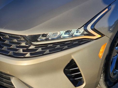 Used 2022 Kia K5 LXS image 7
