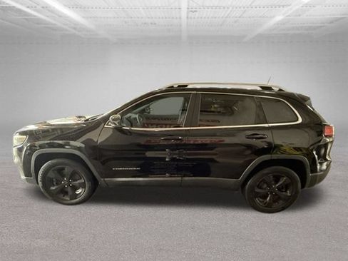 Used 2019 Jeep Cherokee Limited AWD/4WD image 4