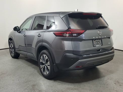 Used 2023 Nissan Rogue SV image 5
