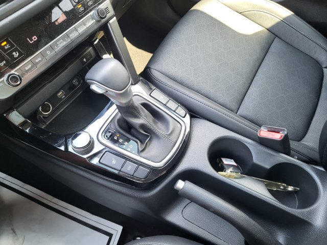 Certified 2025 Kia Seltos EX FWD image 16
