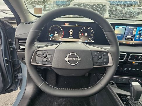 New 2026 Nissan Sentra SV w/ SV Convenience Package FWD image 11