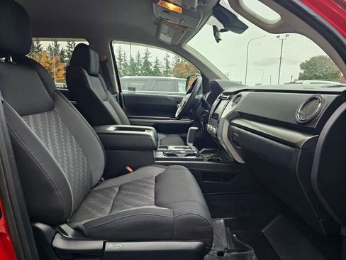 Used 2018 Toyota Tundra SR5 image 13