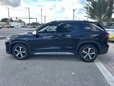 New 2026 Volkswagen Tiguan SE image 9