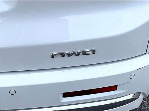 Used 2023 GMC Acadia Denali w/ Denali Ultimate Package AWD/4WD image 30