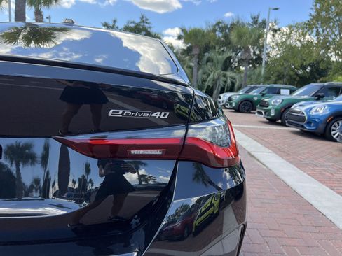 Used 2023 BMW i4 eDrive40 w/ M Sport Package RWD image 31