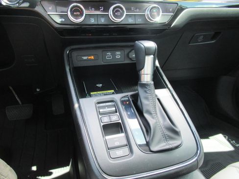 Used 2024 Honda CR-V EX-L image 28
