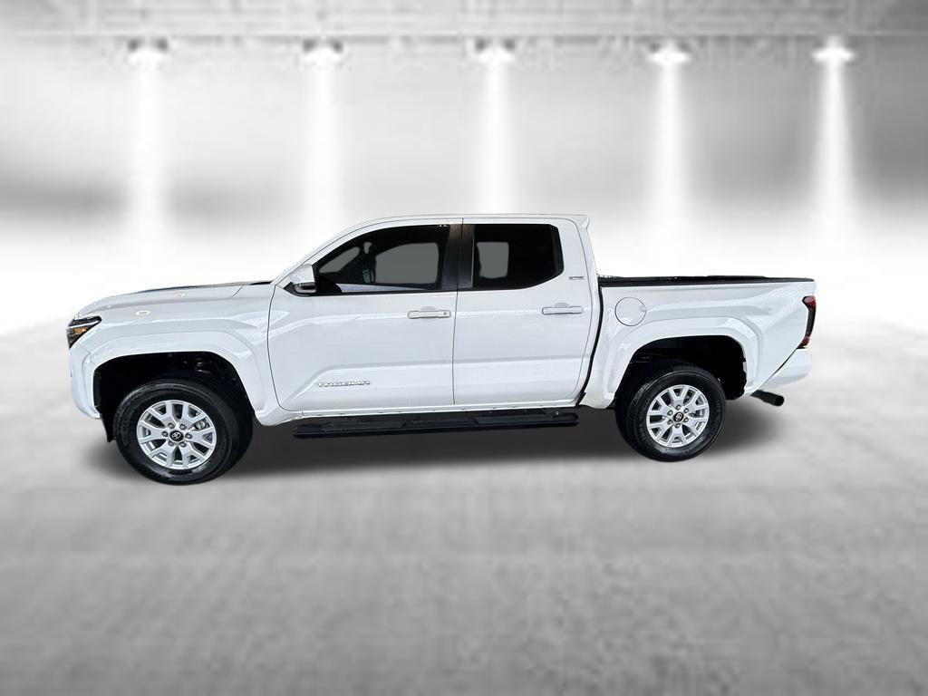 Used 2024 Toyota Tacoma SR5 w/ SR5 Upgrade Package AWD/4WD image 8