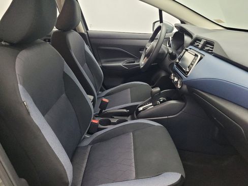 Used 2025 Nissan Versa SV image 21