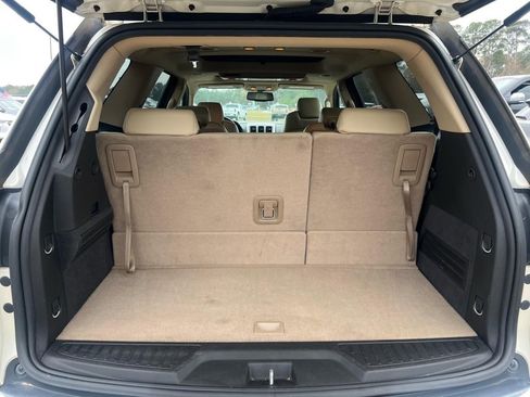 Used 2011 GMC Acadia SLT image 7