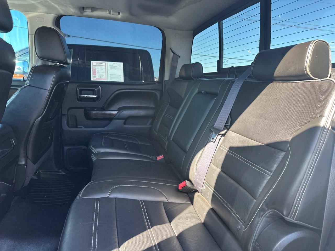 Used 2015 GMC Sierra 2500 Denali w/ Duramax Plus Package AWD/4WD image 12