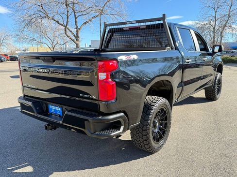 Used 2022 Chevrolet Silverado 1500 Custom w/ Safety Confidence Package image 4