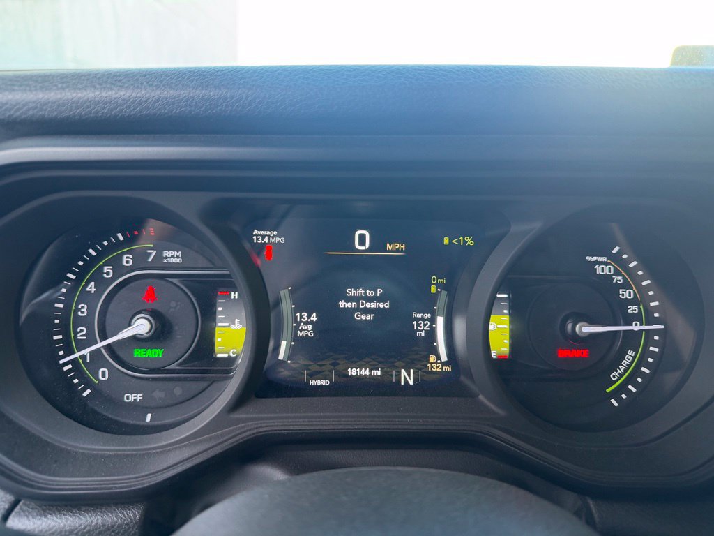 Used 2024 Jeep Wrangler Unlimited AWD/4WD image 23