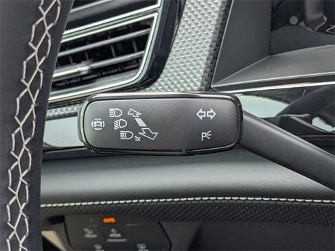 New 2026 Volkswagen Atlas Cross Sport SEL image 33