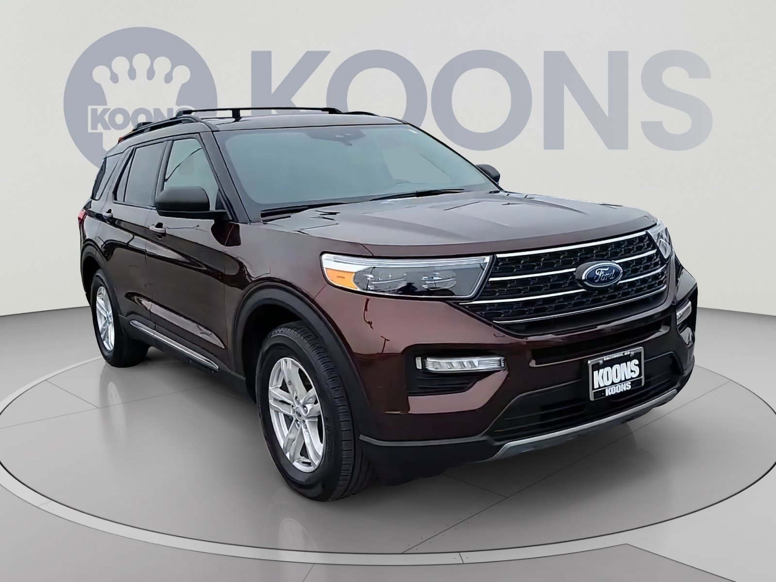 Certified 2020 Ford Explorer XLT w/ Equipment Group 202A AWD/4WD image 4