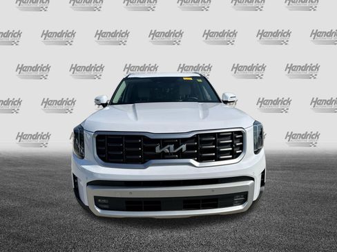 Used 2025 Kia Telluride SX w/ SX Captain's Chair Package FWD image 2