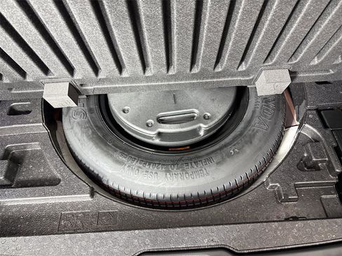 Certified 2025 MAZDA CX-50 AWD 2.5 Hybrid w/ Premium Pkg image 41