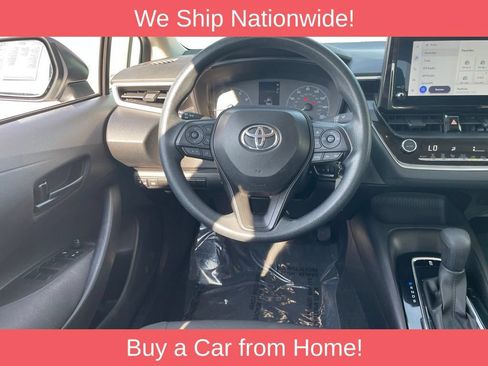 Used 2025 Toyota Corolla LE FWD image 12