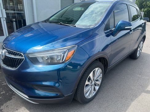 Used 2019 Buick Encore Preferred FWD image 2