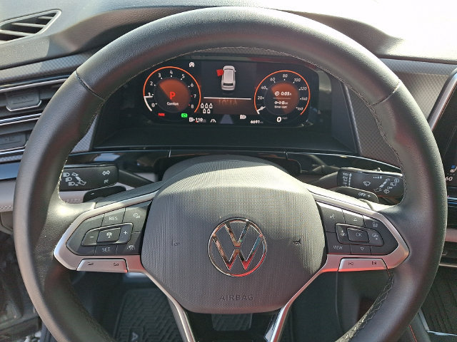 Used 2026 Volkswagen Atlas Peak Edition AWD/4WD image 4