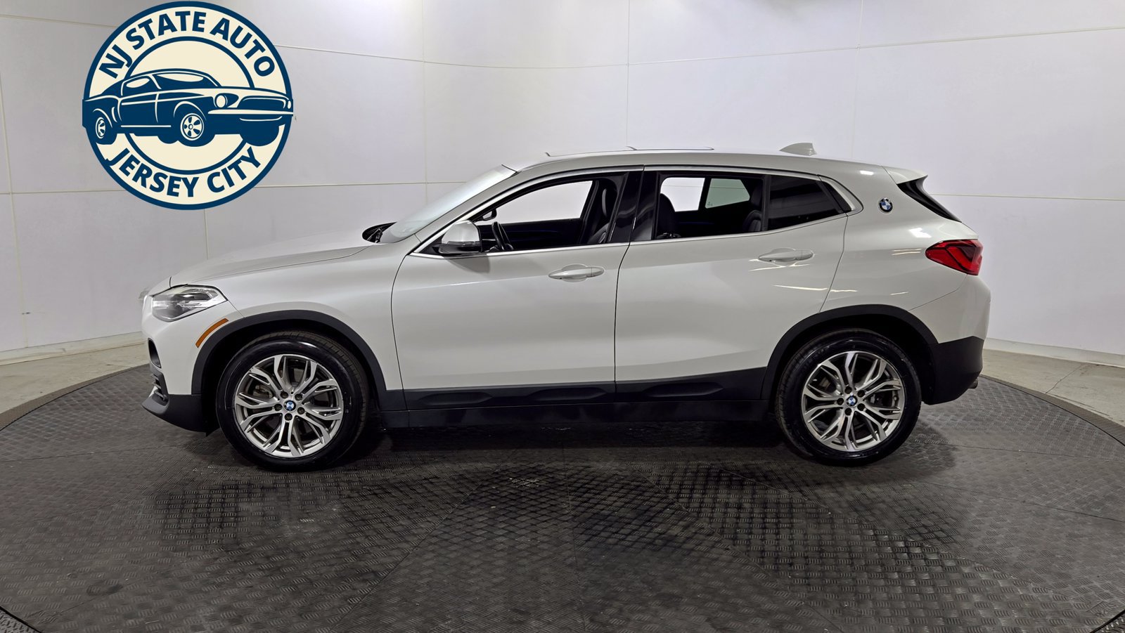 Used 2019 BMW X2 xDrive28i w/ Convenience Package AWD/4WD image 4