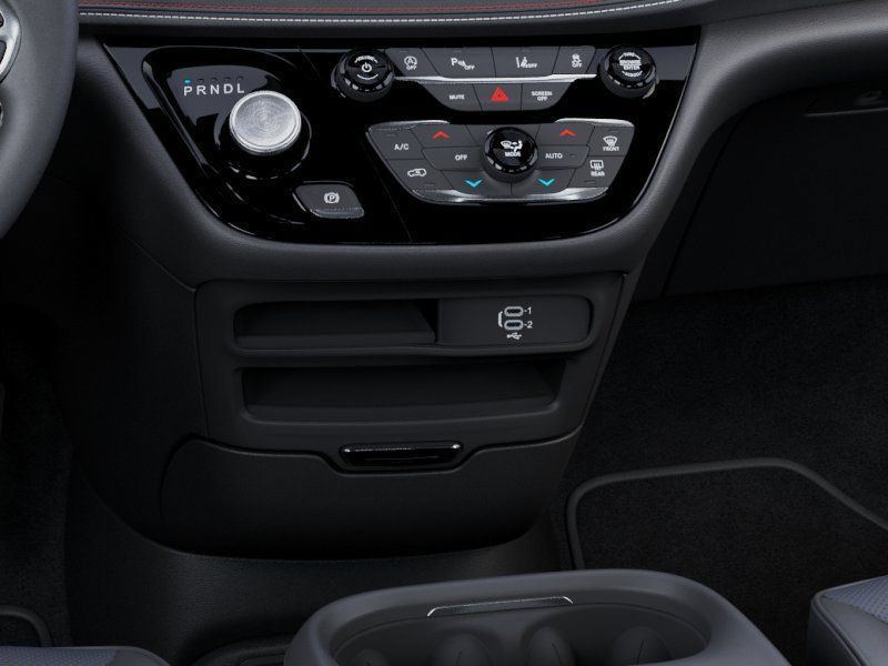 New 2027 Chrysler Pacifica Select FWD image 25