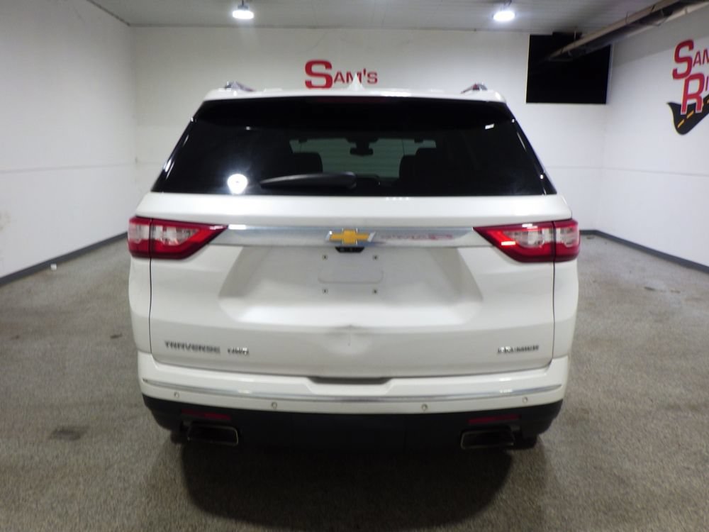 Used 2020 Chevrolet Traverse Premier AWD/4WD image 3