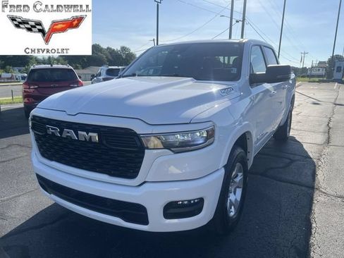 Used 2025 RAM 1500 Big Horn AWD/4WD image 1